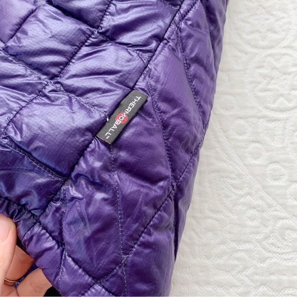 The North Face Women's Thermoball‎ Full-Zip Jacket - Picture 5 of 5